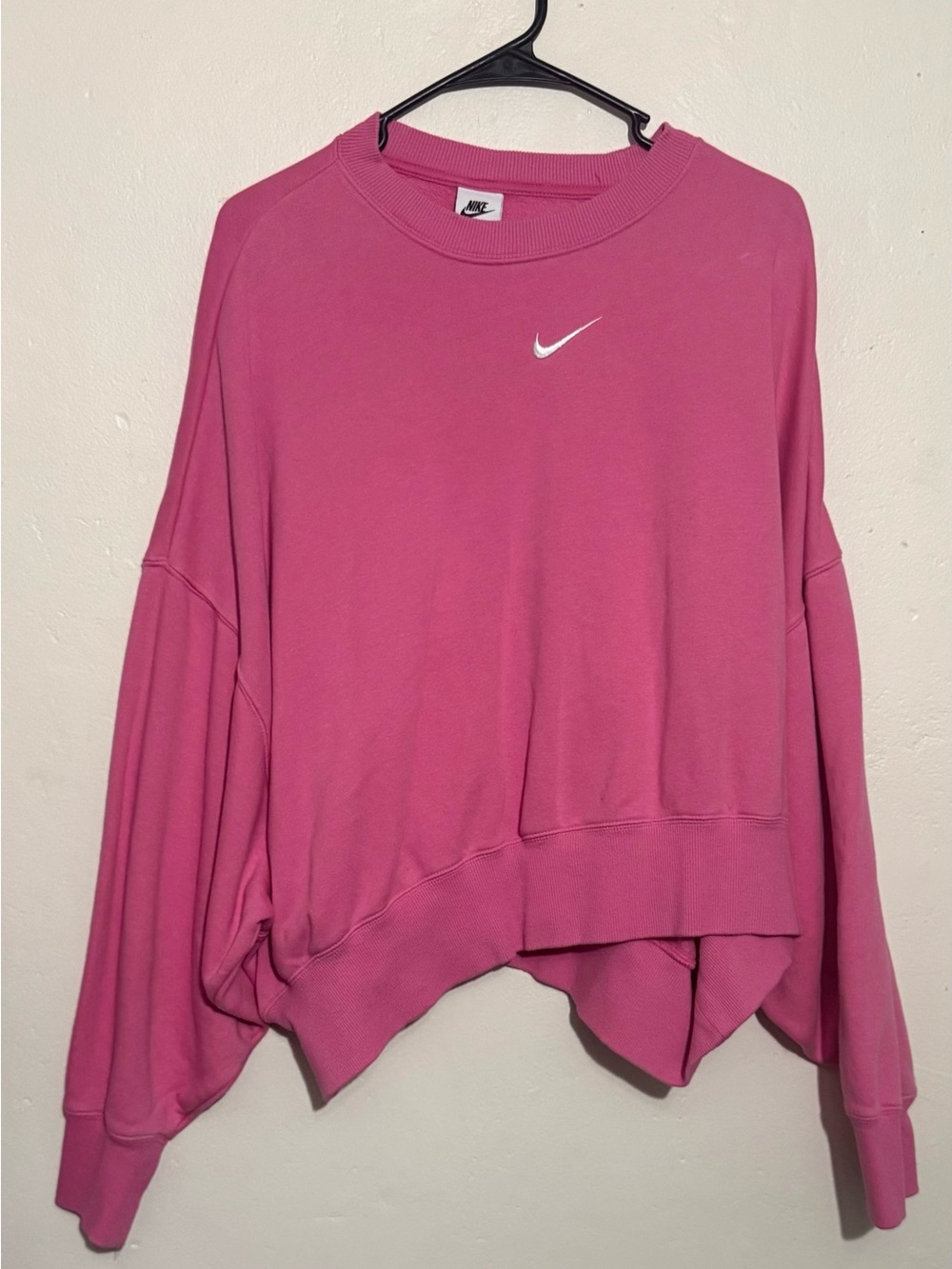 Nike Women’s Rose Pink Cropped Crew Sweatshirt